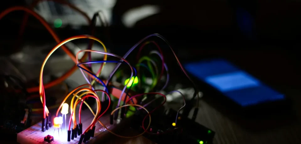 victor-aznabaev-pjTU9Edzc1g-unsplash victor-aznabaev-pjTU9Edzc1g-unsplash